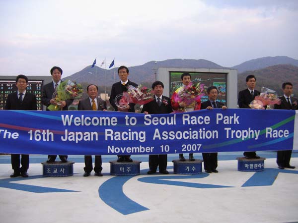 2007jra_000.jpg